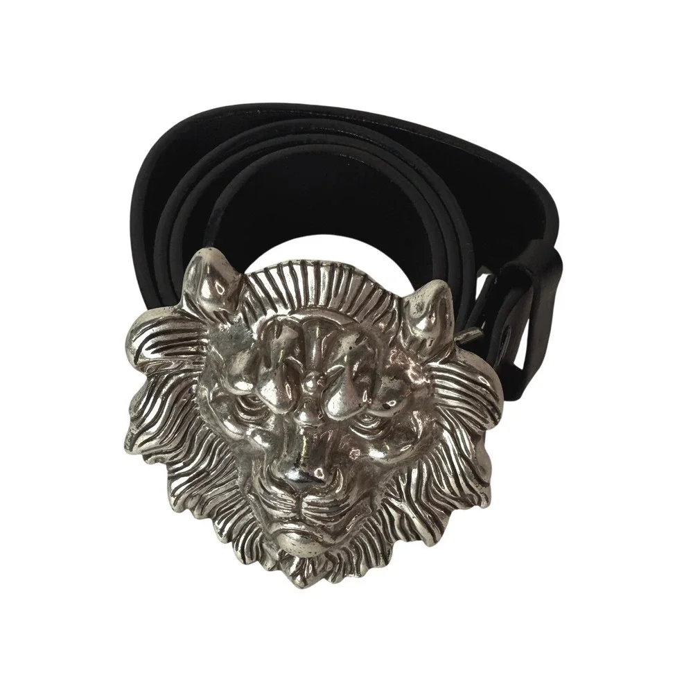Levis Mens Black Leather Belt Silver Lion Head Trophy Buckle Size 30-32 Small